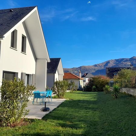 Gite Les Lys Fleurs Des Pyrenees Argeles-Gazost ภายนอก รูปภาพ